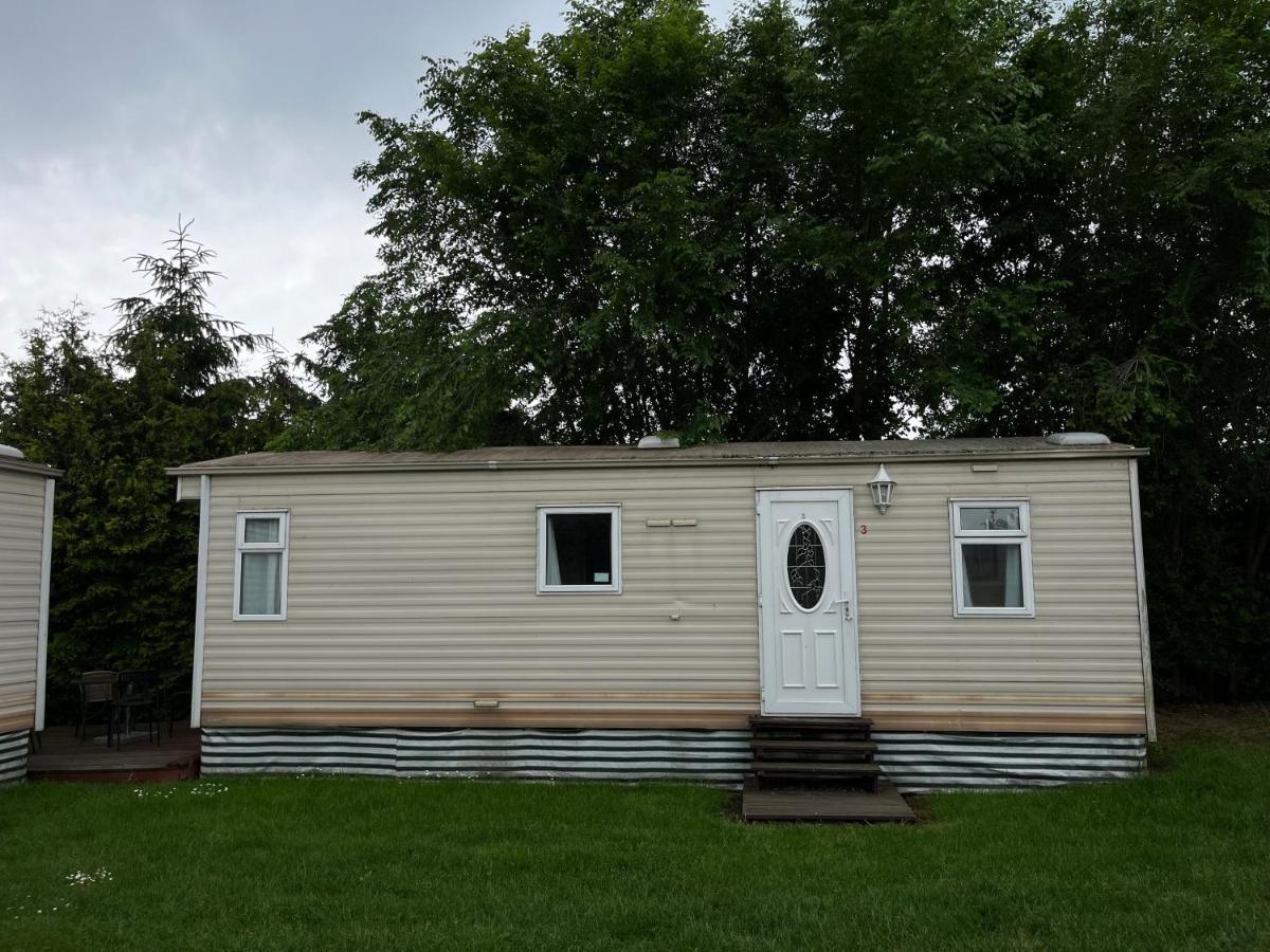 Autocamp Free Star - Mobilheimy Apartment Страхотин Екстериор снимка